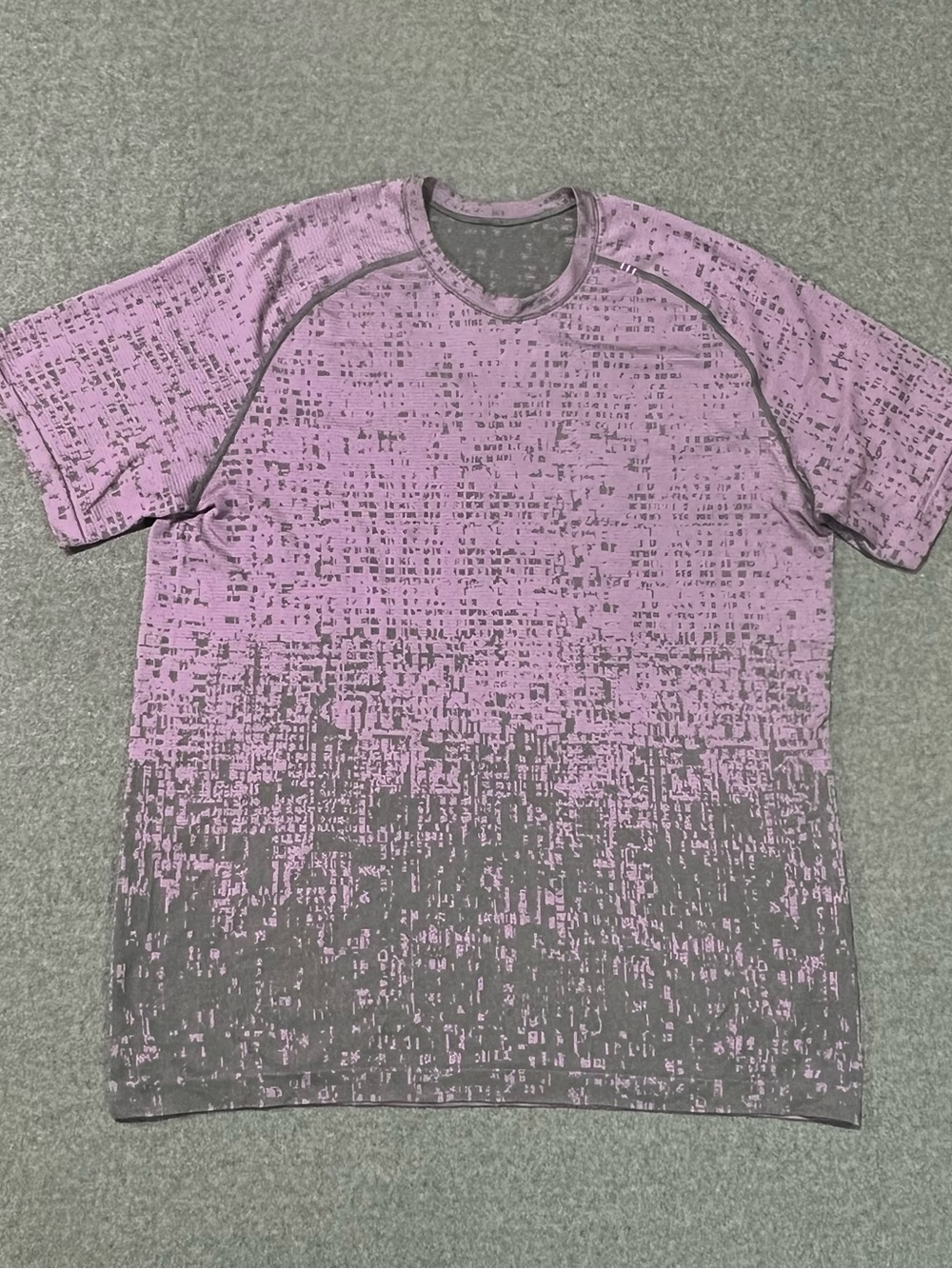 Lululemon Metal Vent Tech 2.0 Mens Sz XL Cube Calibrate Purple Blossom Smoked